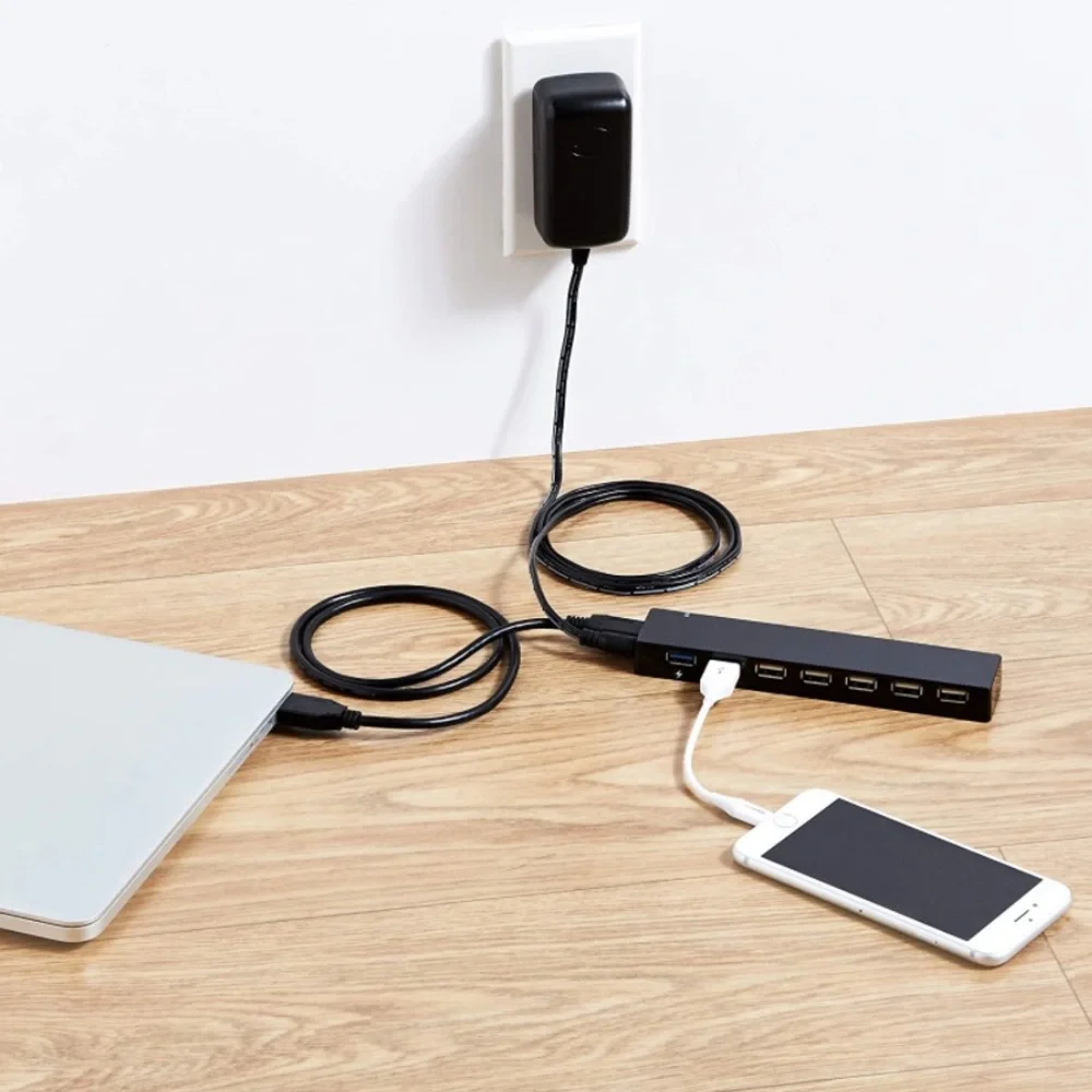 Black USB 3.0 7-Port HUB with AC Adapter